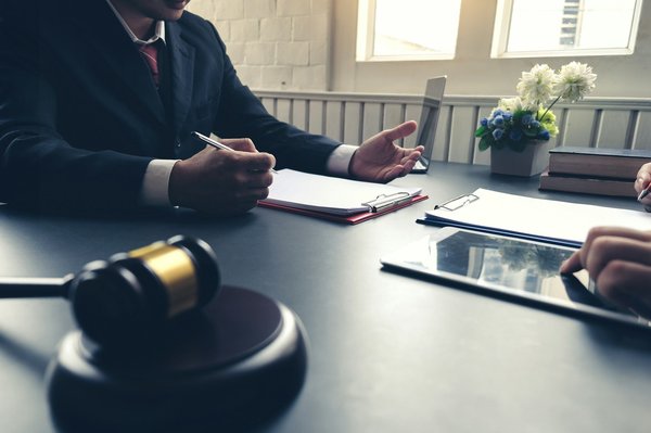 Avocat droit du travail à versailles : conseils pour la négociation